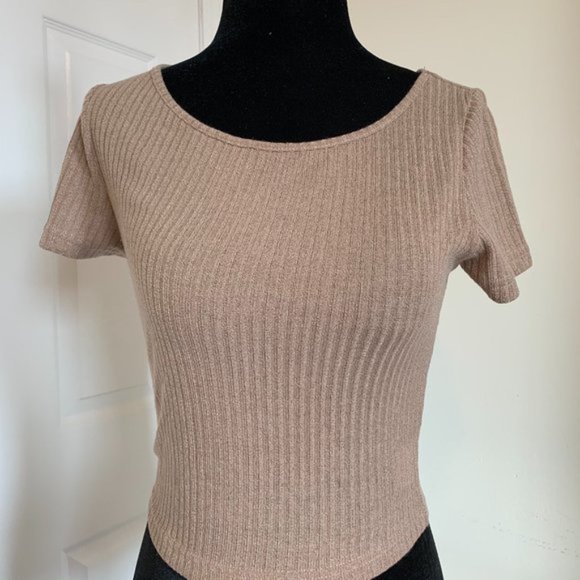 Brown Solid Rib-Knit Tee - Picture 5 of 6